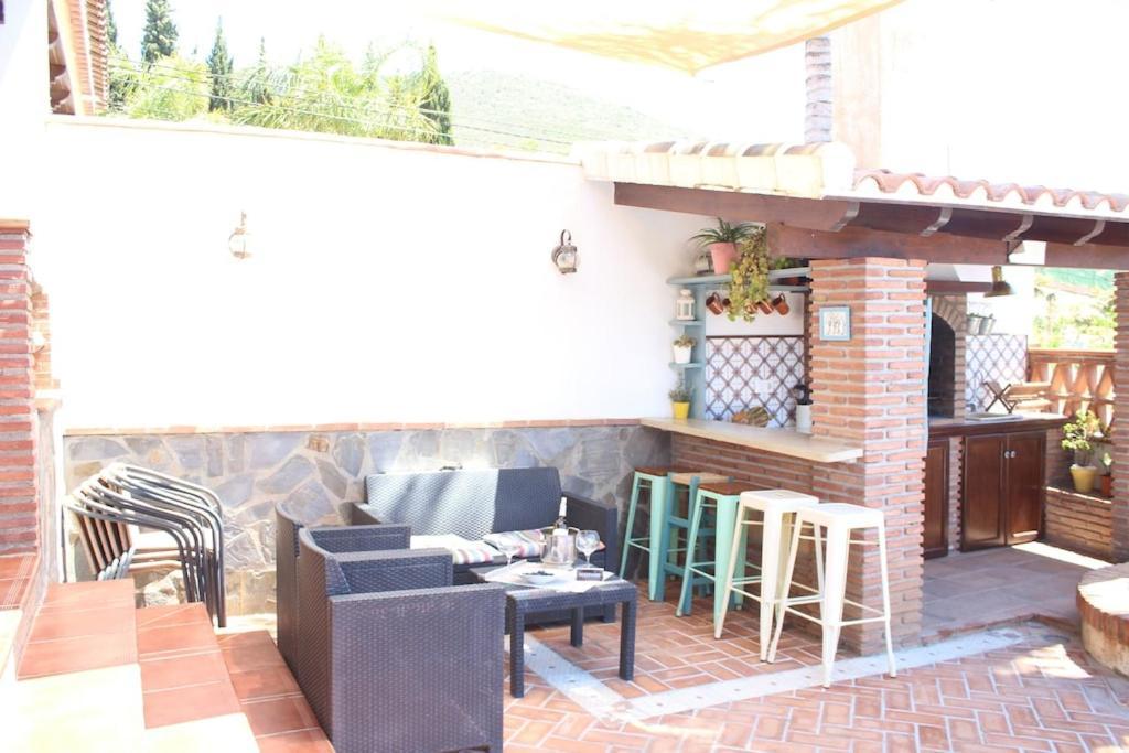Casa Julia Y Chloe Molvizar