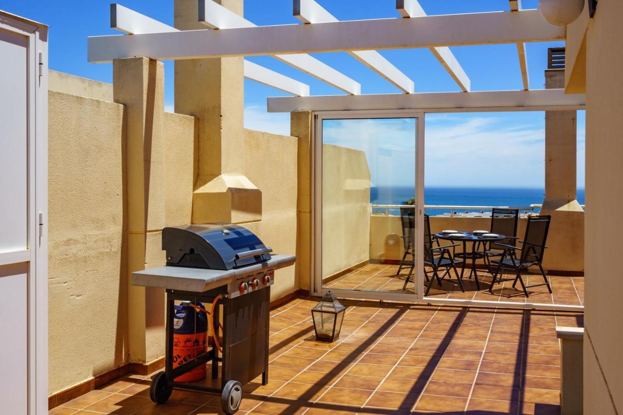 Spacious Castillo Sohail Penthouse With Jacuzzi By Costarentals - Ref 12 Fuengirola