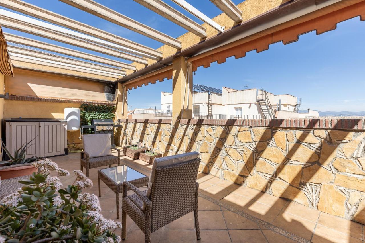 Cozy In With A Great Terrace *