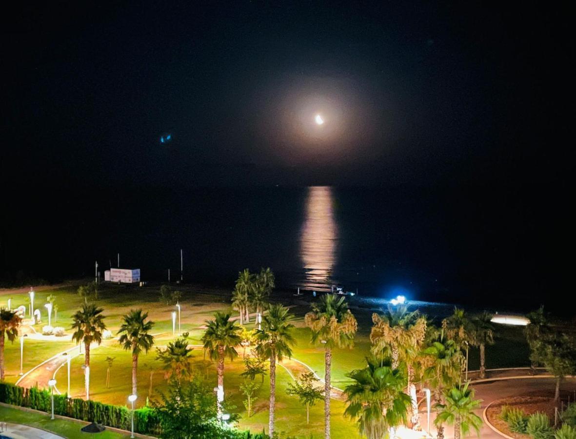 Terraza Al Mar Magic World