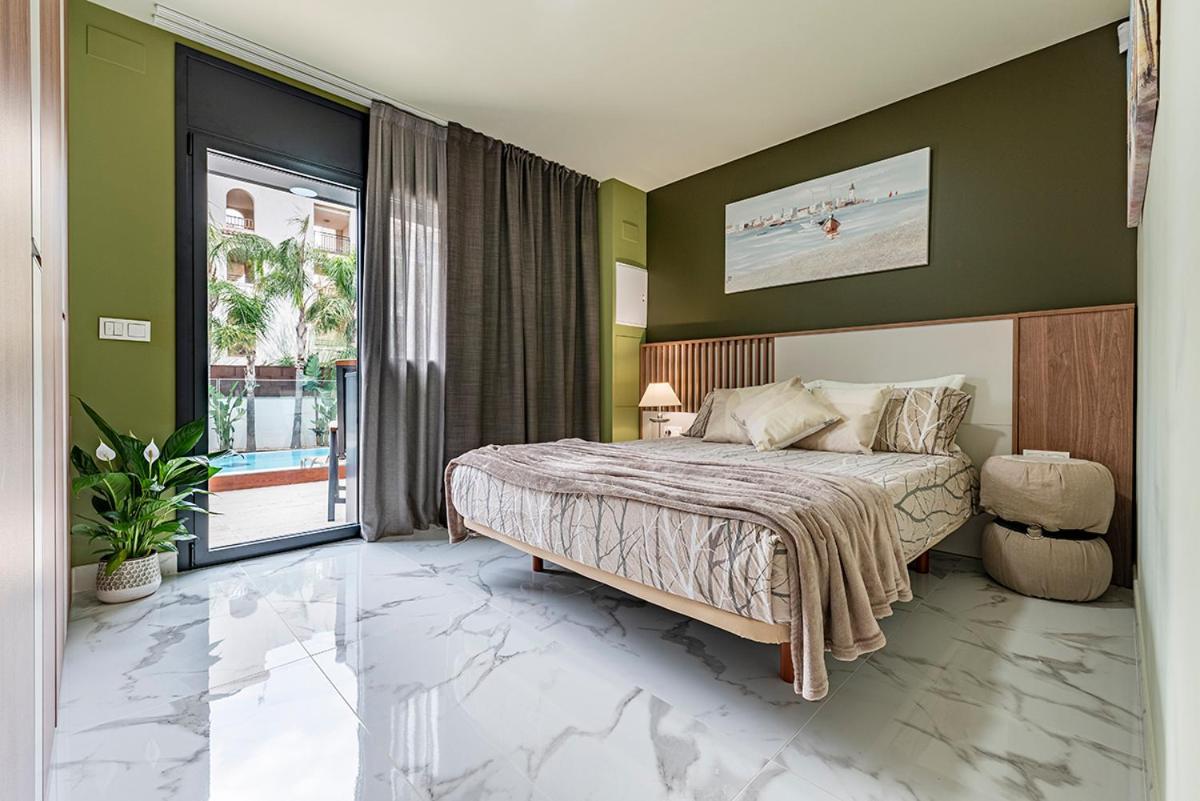 5 Stelle Piscina, Jacuzzi, Wifi - 2 Min Dal Mare