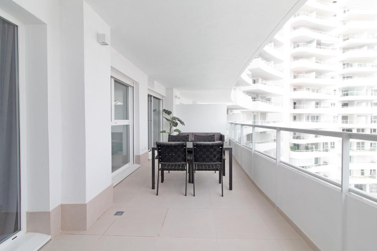 Global Properties, 5 Personas Con Terraza Apartment