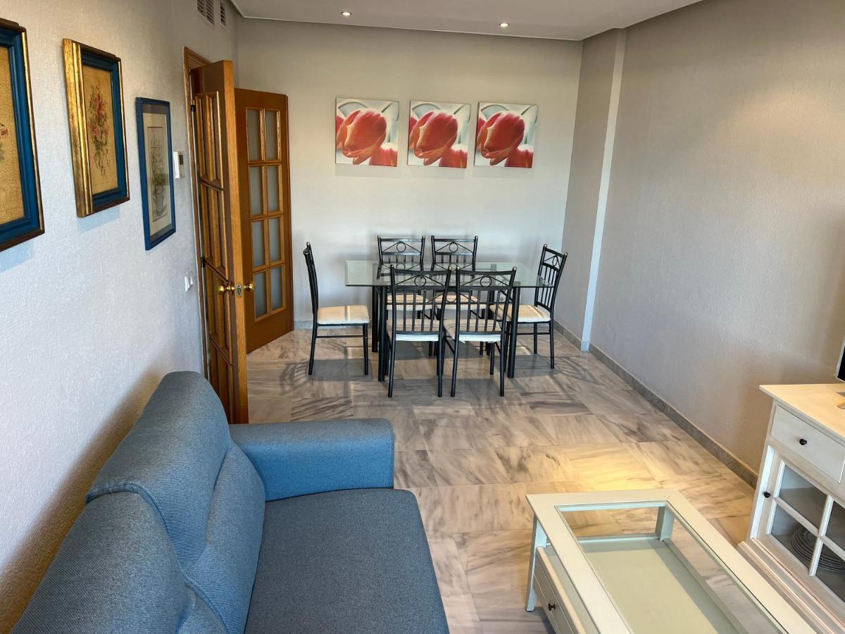 Atico Primera Linea De Playa. Apartment *