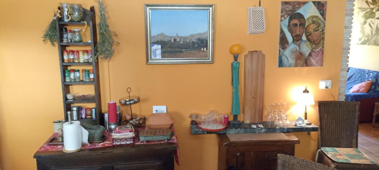 Casa De Paz Y Pensión Tàrbena