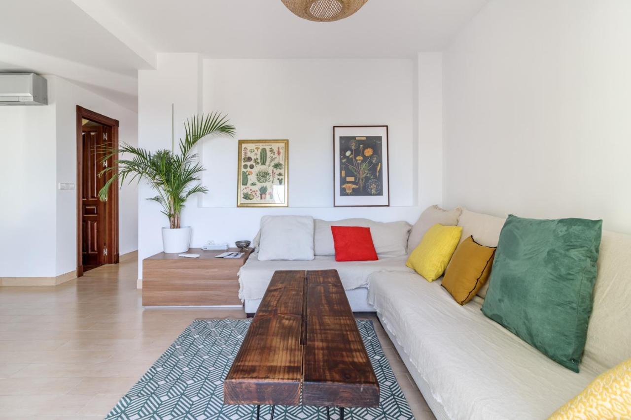 Holiday home Beautiful Duplex-city Center. Parking By The House
