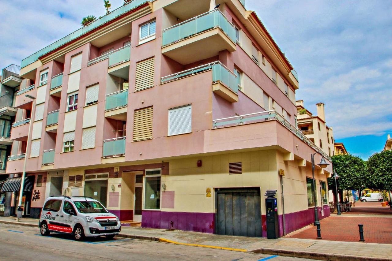 Isabel - Modern In The Center Of *