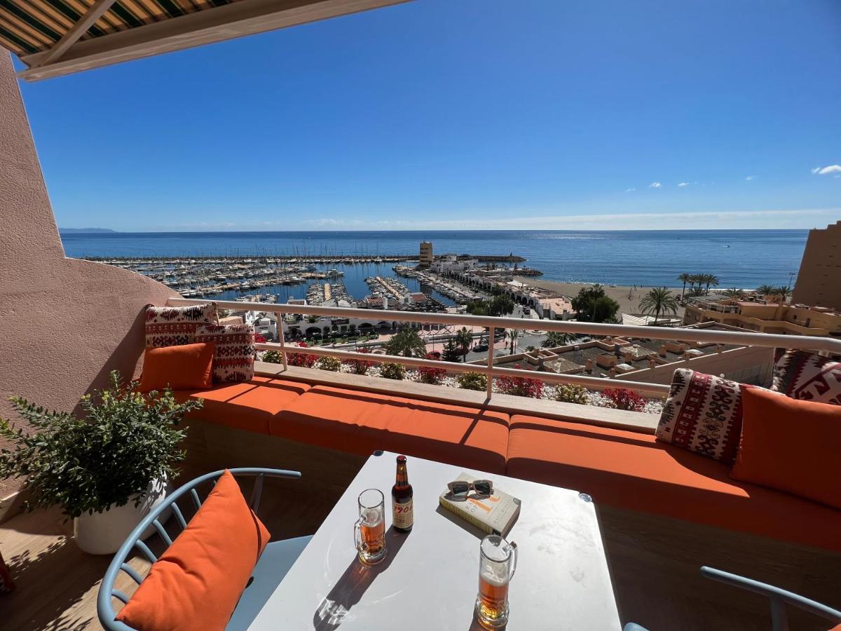 Apartamento Atico 1ª Linea De Playa En Puerto De Aguadulce Almería