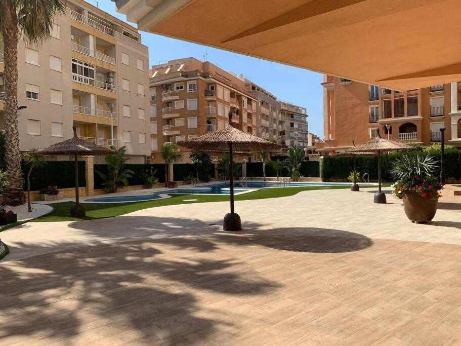 Piso Estilo Mediterraneo A 200m De La Playa Apartment Torrevieja