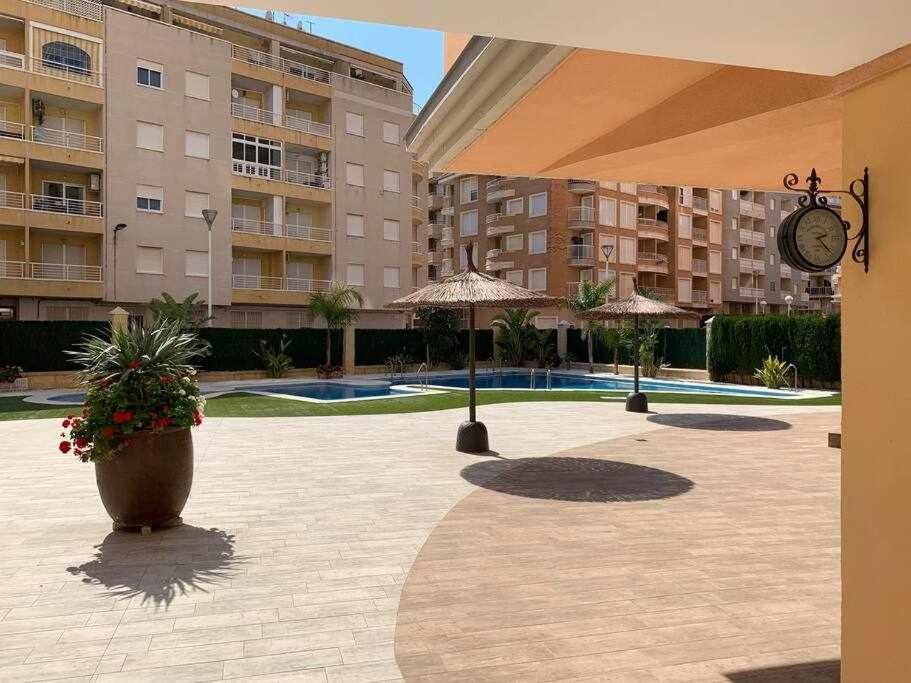 Piso Estilo Mediterraneo A 200m De La Playa Apartment Torrevieja
