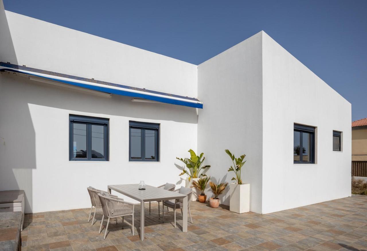 Villa Arizona - 3-bedroom House By The Sea *
