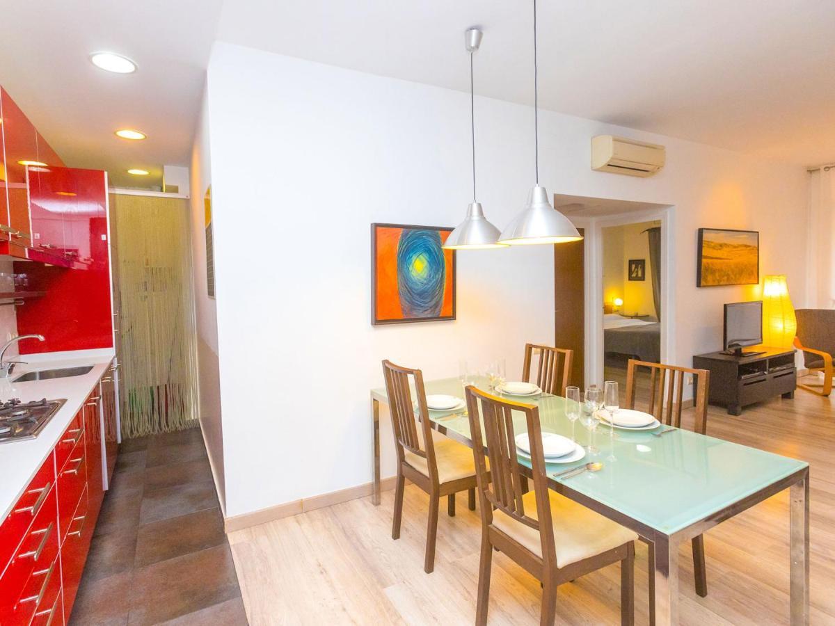 Eixample Dret Independencia Valenci By Interhome Apartment