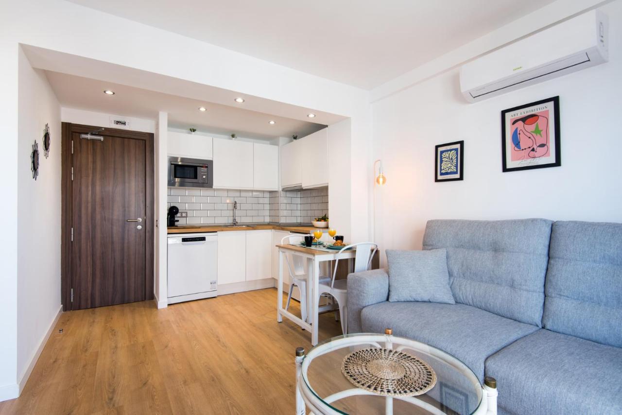 Aloha Puerto Private 1st Line Carihuela Apartamento