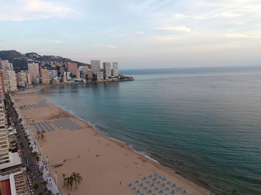 Estupendo En Planta 23 Primera Linea Apartamento