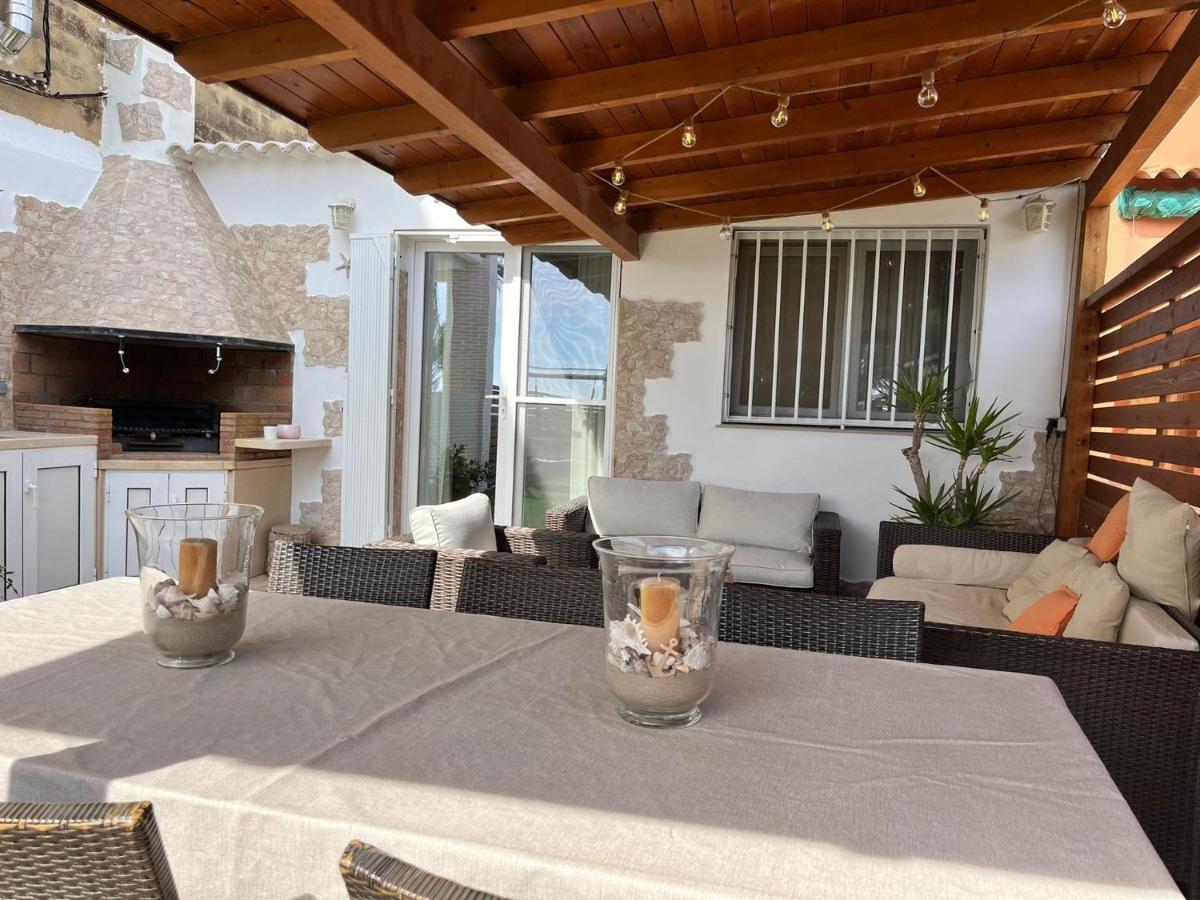 Casa En Primera Linea De Playa Holiday home