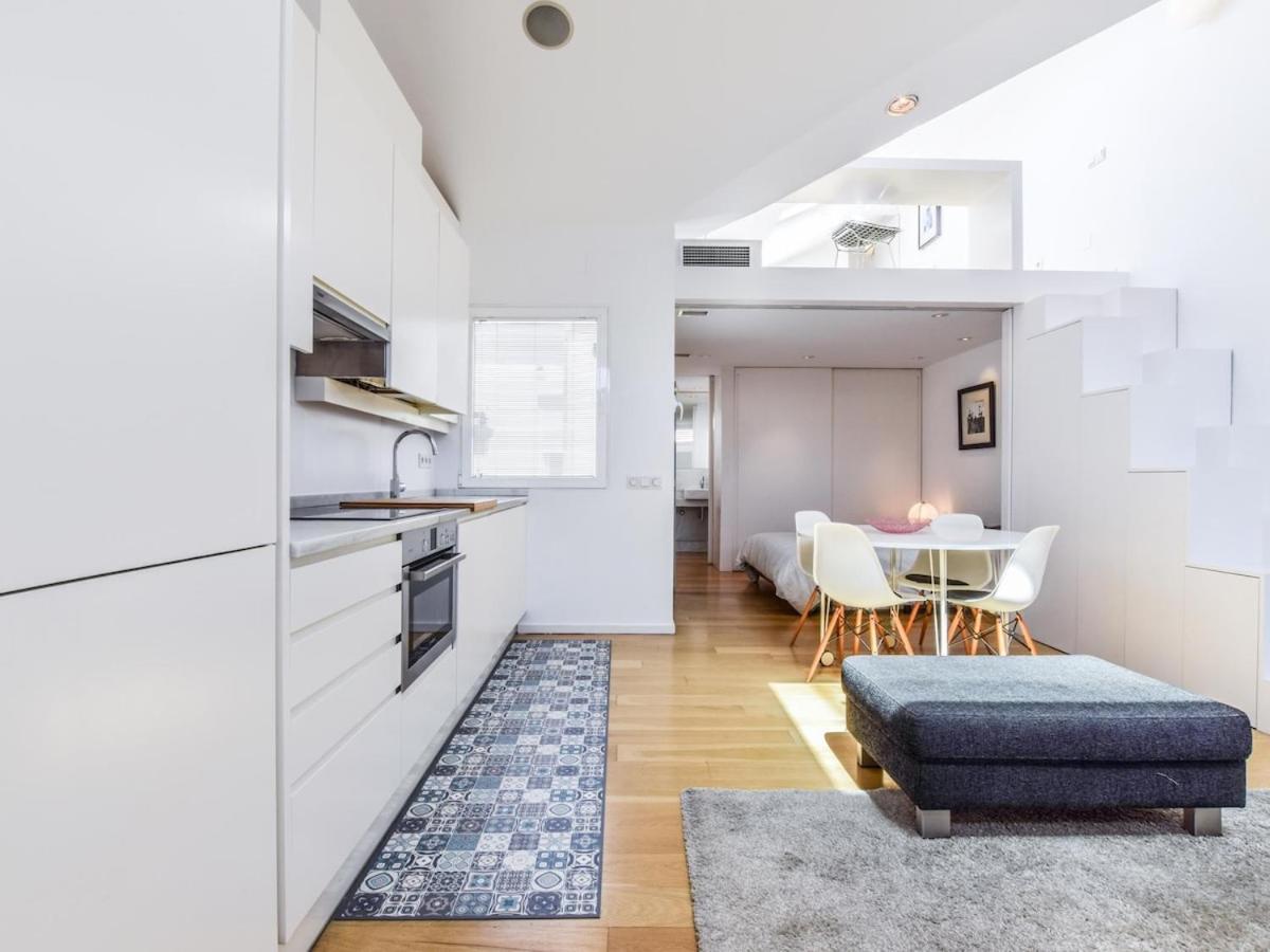 Atico Reformado En Anton Martin Apartment *