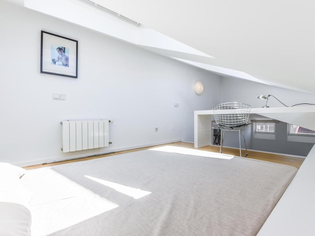 Atico Reformado En Anton Martin Apartment Madrid