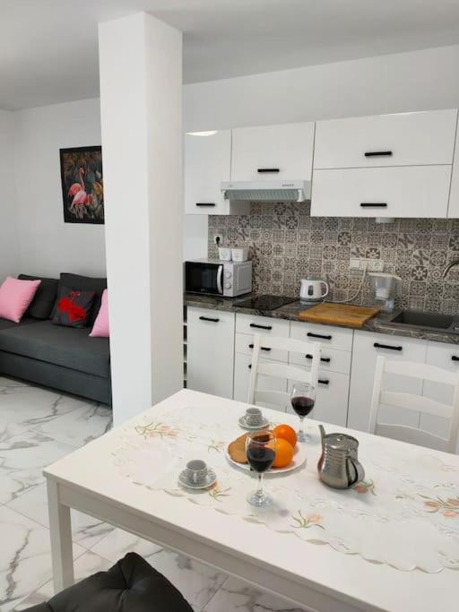 Apartment Flamingo Z Basenem *
