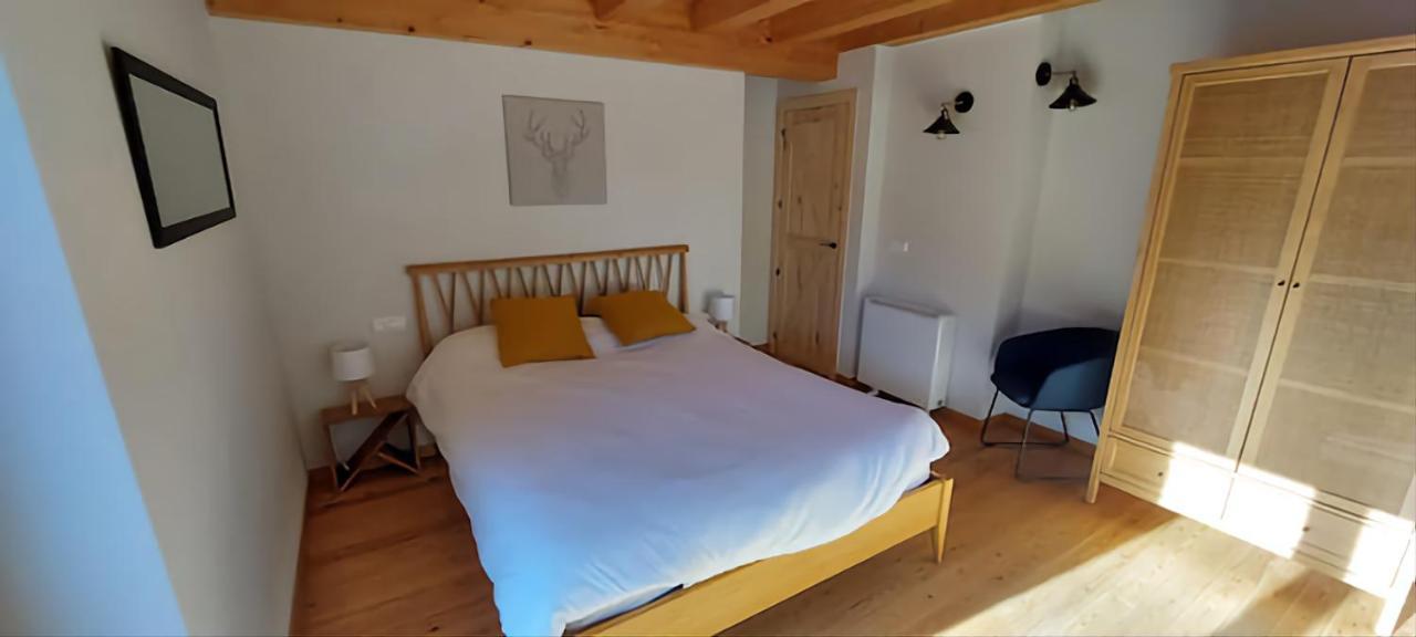 Antiga Rectoria, Aidi. Holiday home Aydi