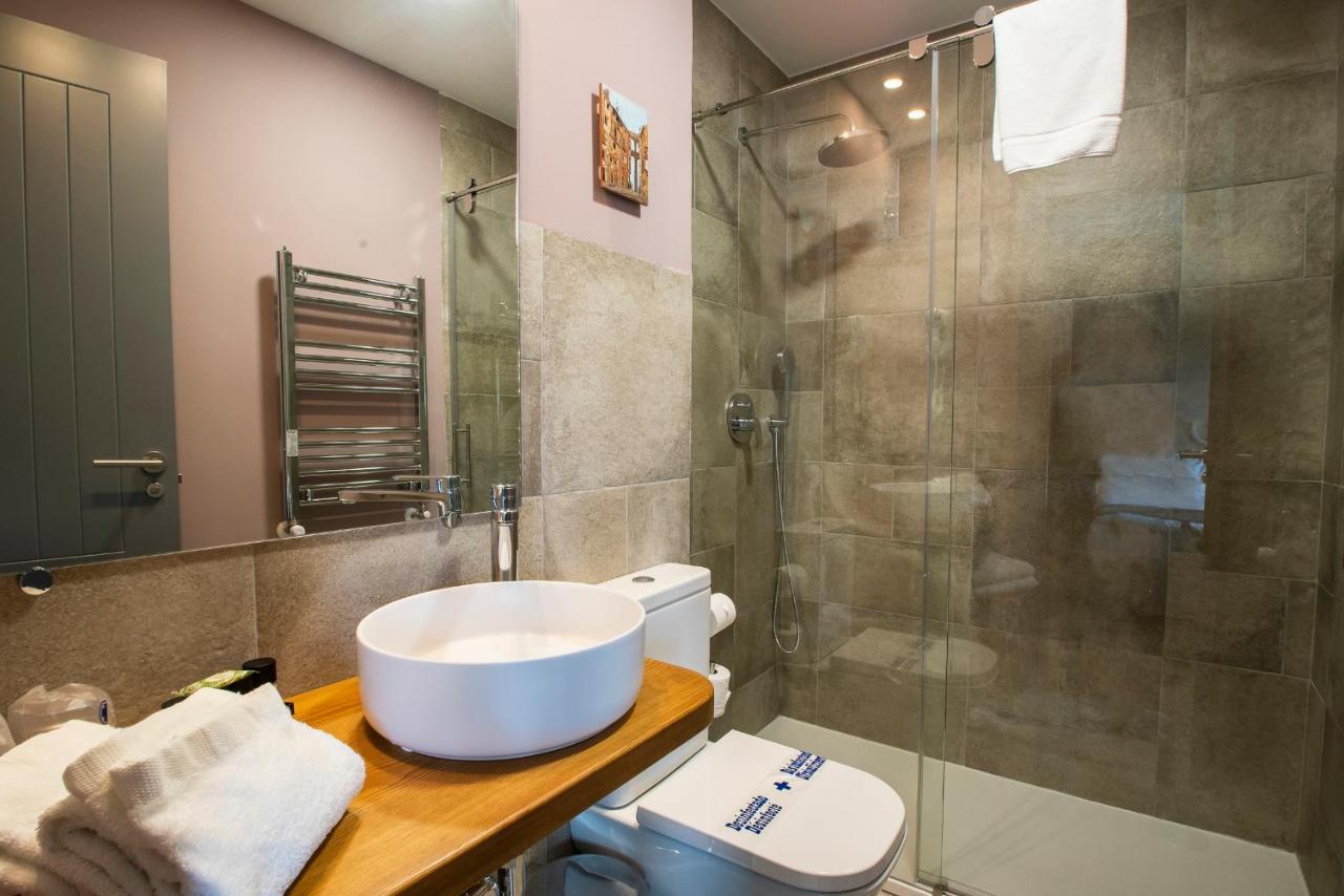 Sotopalacio Hsr Guest house Madrona