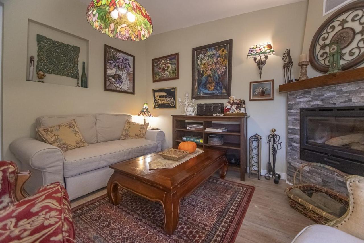 Casa Adosada Con Piscina Comunitaria Solo Familias No Grupos De Jovenes Holiday home
