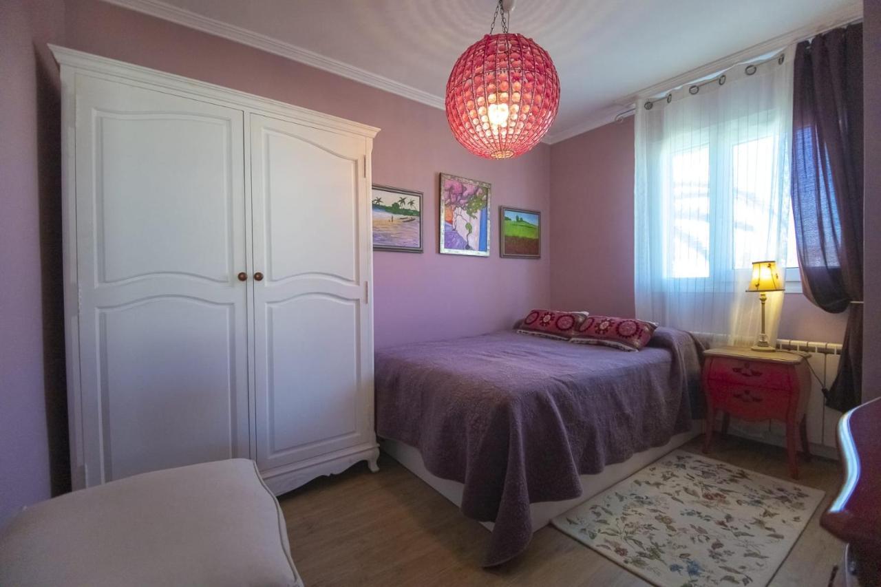 Casa Adosada Con Piscina Comunitaria Solo Familias No Grupos De Jovenes Holiday home *