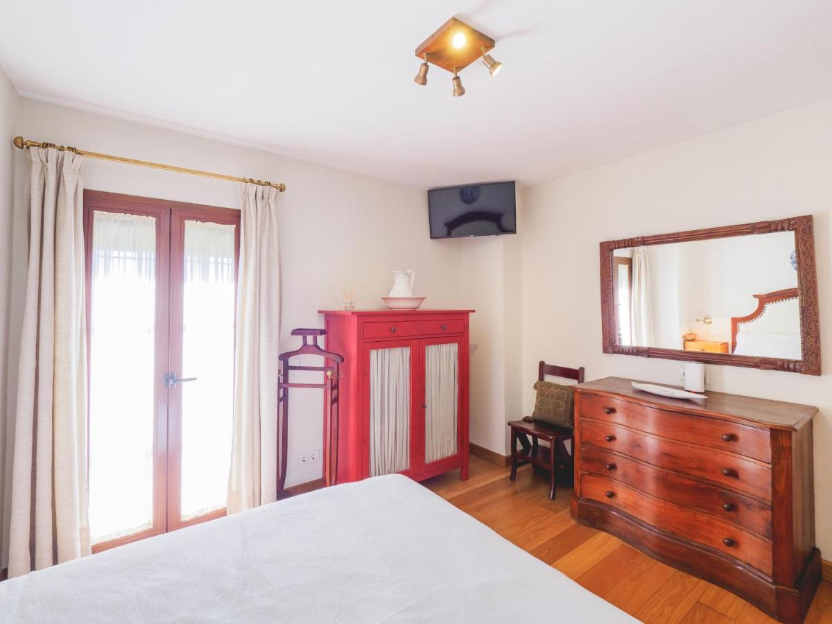 Cubo's La Gitanilla Villa