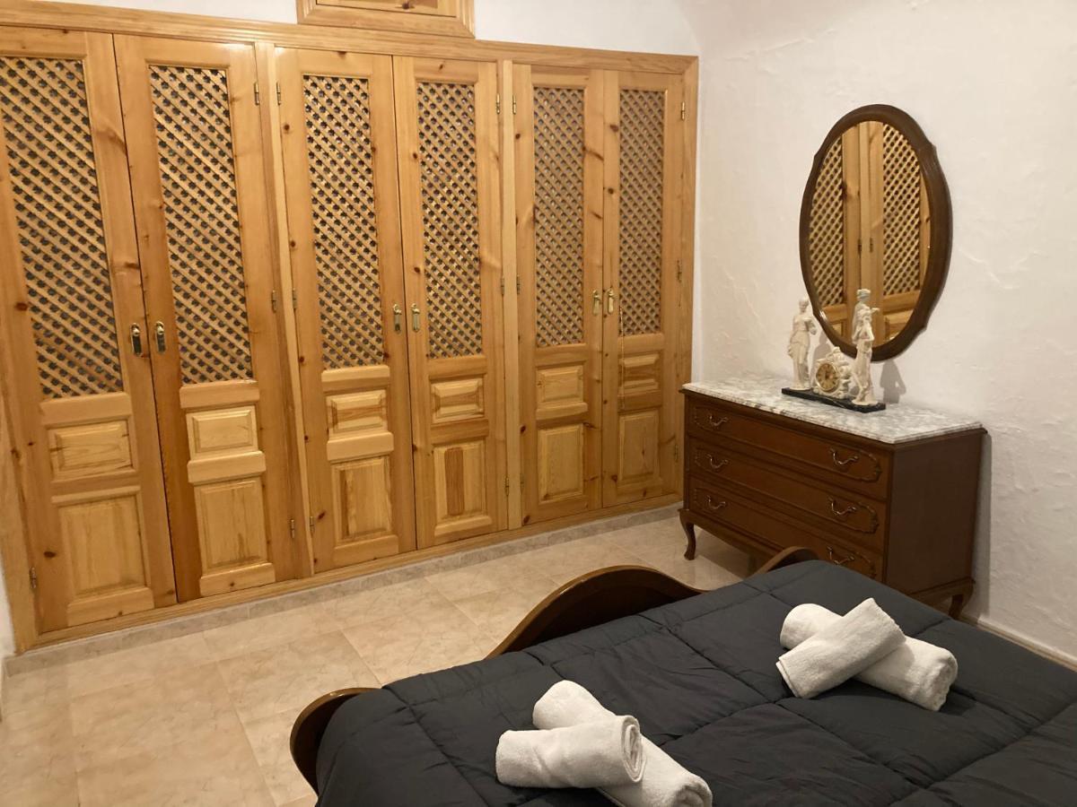 Casa Cueva Rural Estacion De Holiday home Guadix