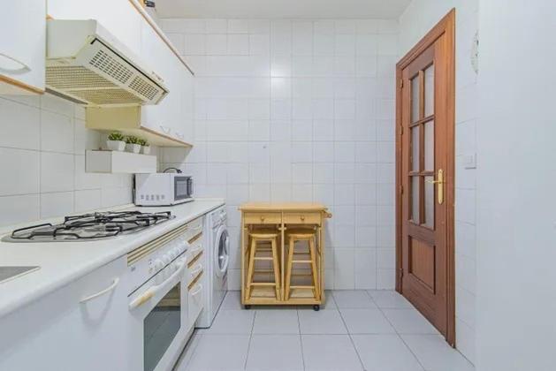 Apartment En Capital 6 Personas Granada