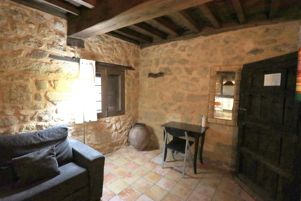 Rurales Casa De Escudos *