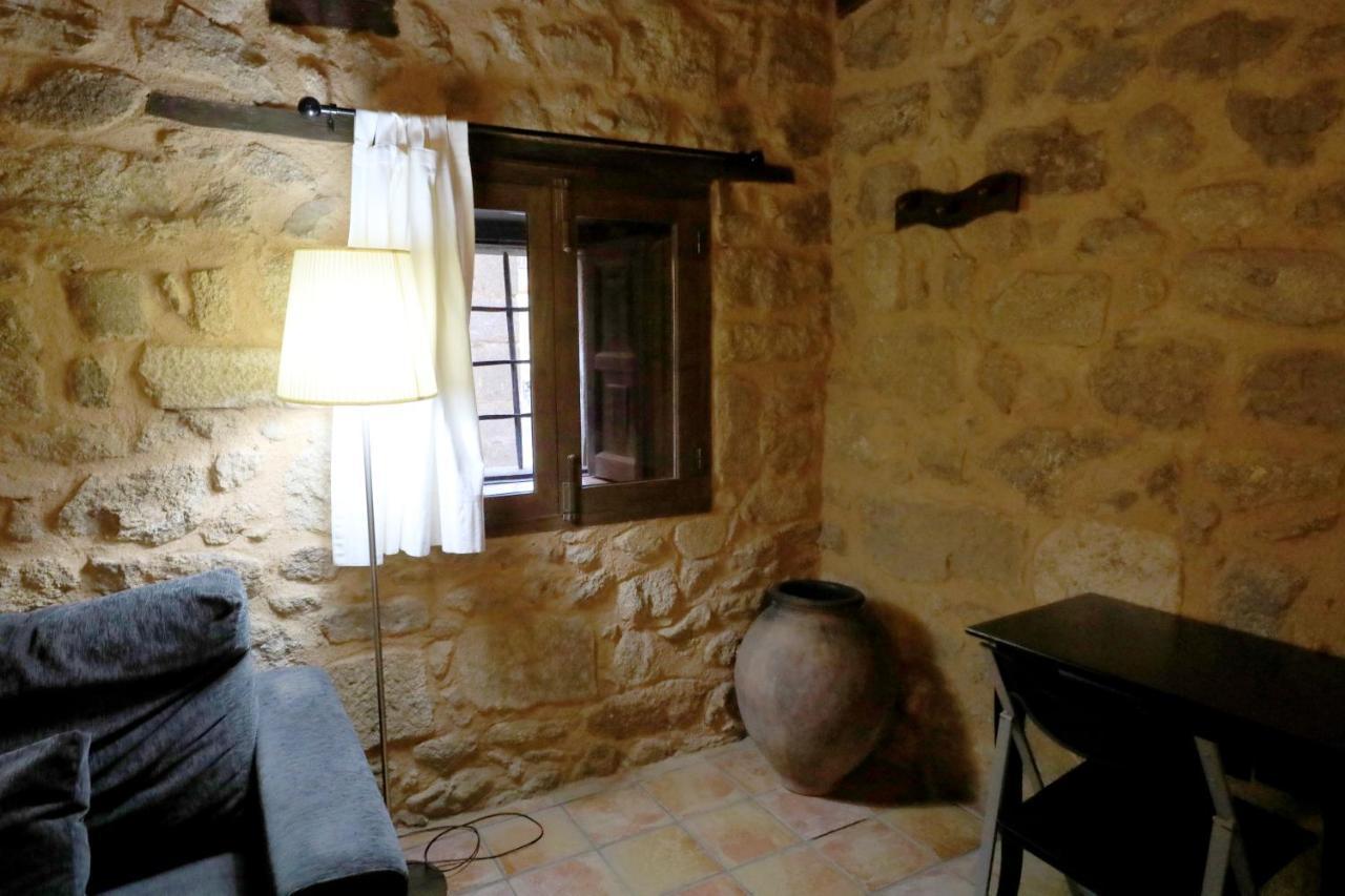Rurales Casa De Escudos