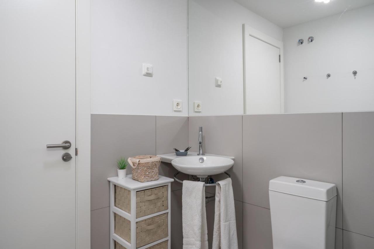 Apartamento Luxurious With Seaviews In El Higueron By Costarentals - Ref 121 Torremuelle