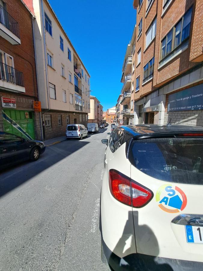 El Escondite De Samuel Ávila