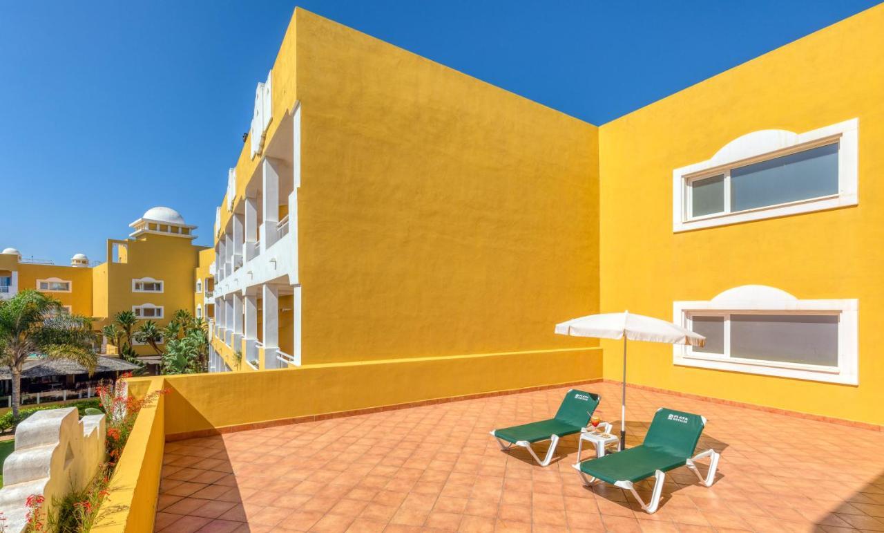 Playazimbali Hotel Vera
