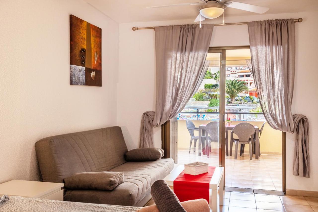 Apartamento Castle Harbour Cozy Heated Pool Cristianos Lovetenerife *
