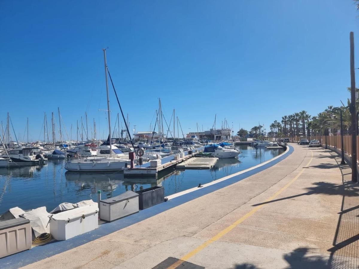 Apartment Casa Feliz - Penthouse In 100m From Shops & 500m From & Boulevard San Pedro del Pinatar