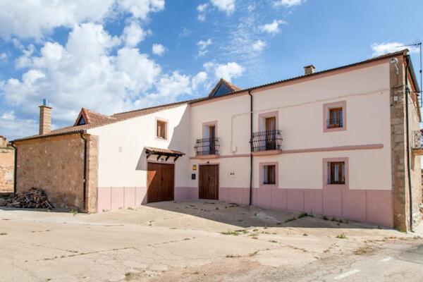 Casa Rural, Con Jacuzzi, Chimenea, Bbq, Bar Y Mucho Mas * Almazan
