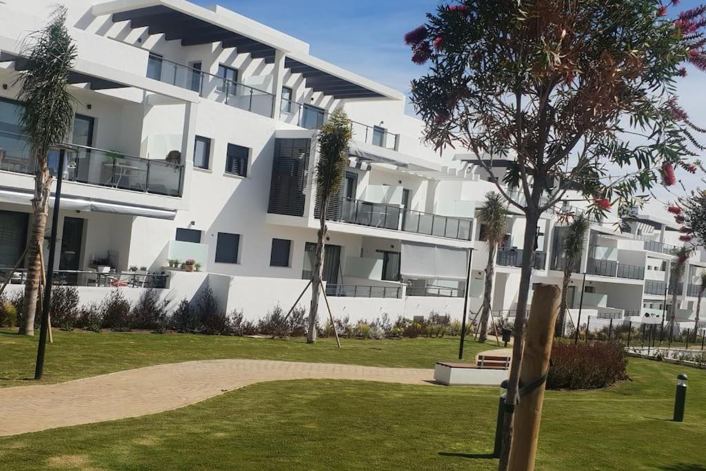 Atico Con Piscina, Golf, Vistas Al Mar Apartment Torre de Benagalbon