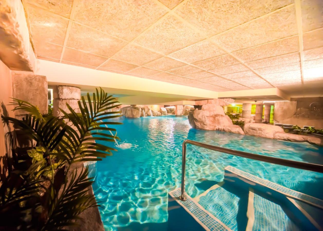 Playazimbali Hotel Vera