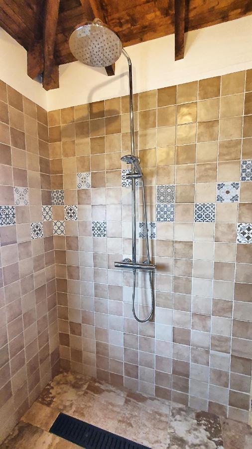 Habitación Triple En Caserío A 8km De Bilbao