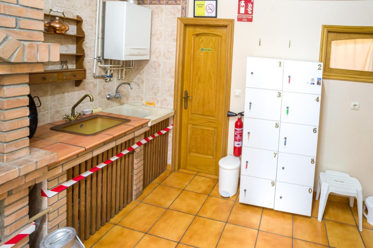 Hostel Albergue De Peregrinos Ultreia Et Suseia *