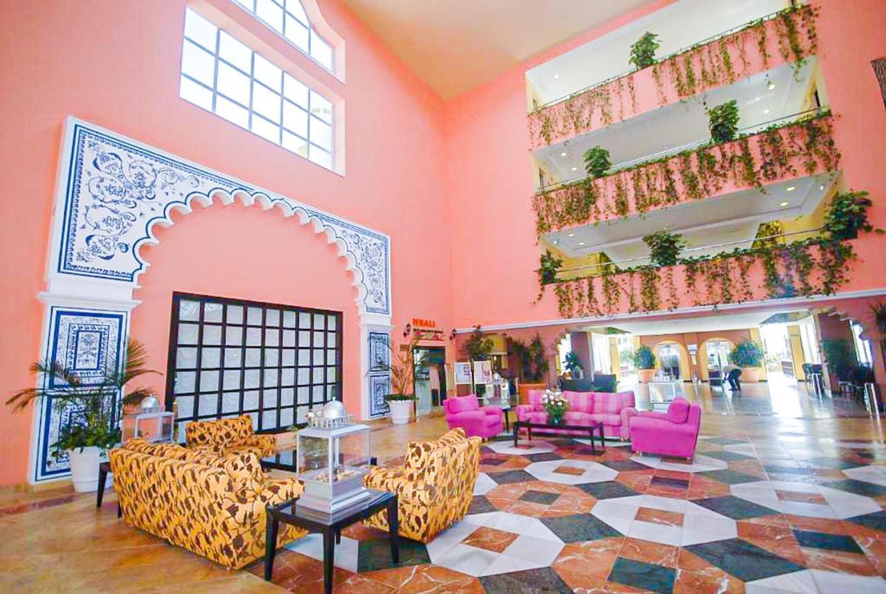 Playazimbali Hotel Vera