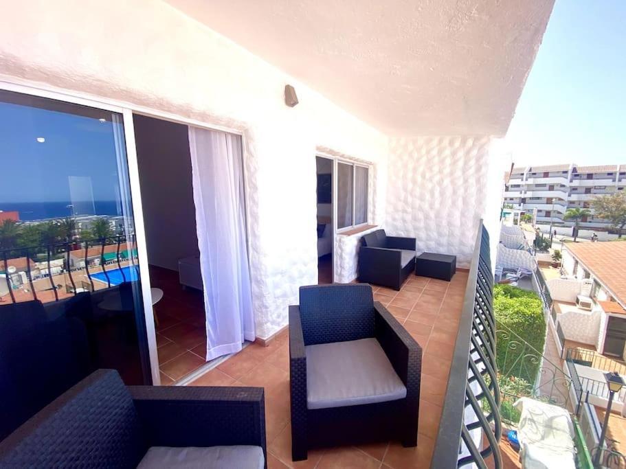Adeje + Parking Apartment