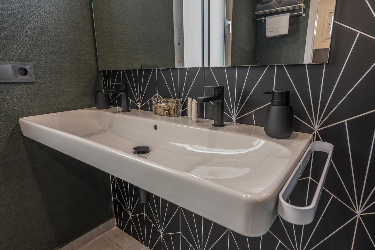 Apartment Trajano Premium Estudios By H
