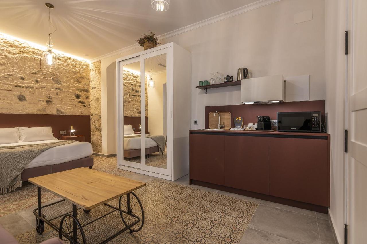 Trajano Premium Estudios By H * Ayamonte