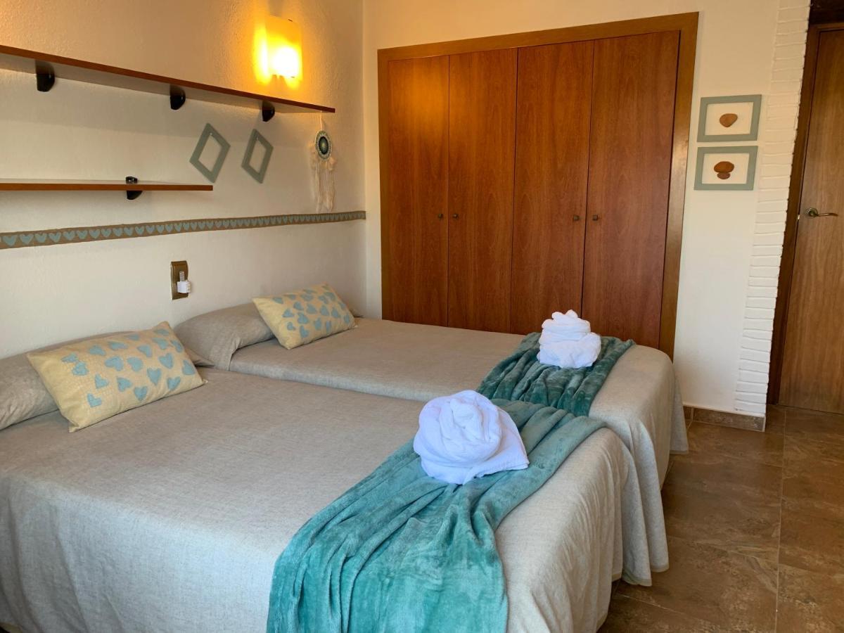 Casa Enric , Con Zona Infantil, Piscina Y Parking Privado *