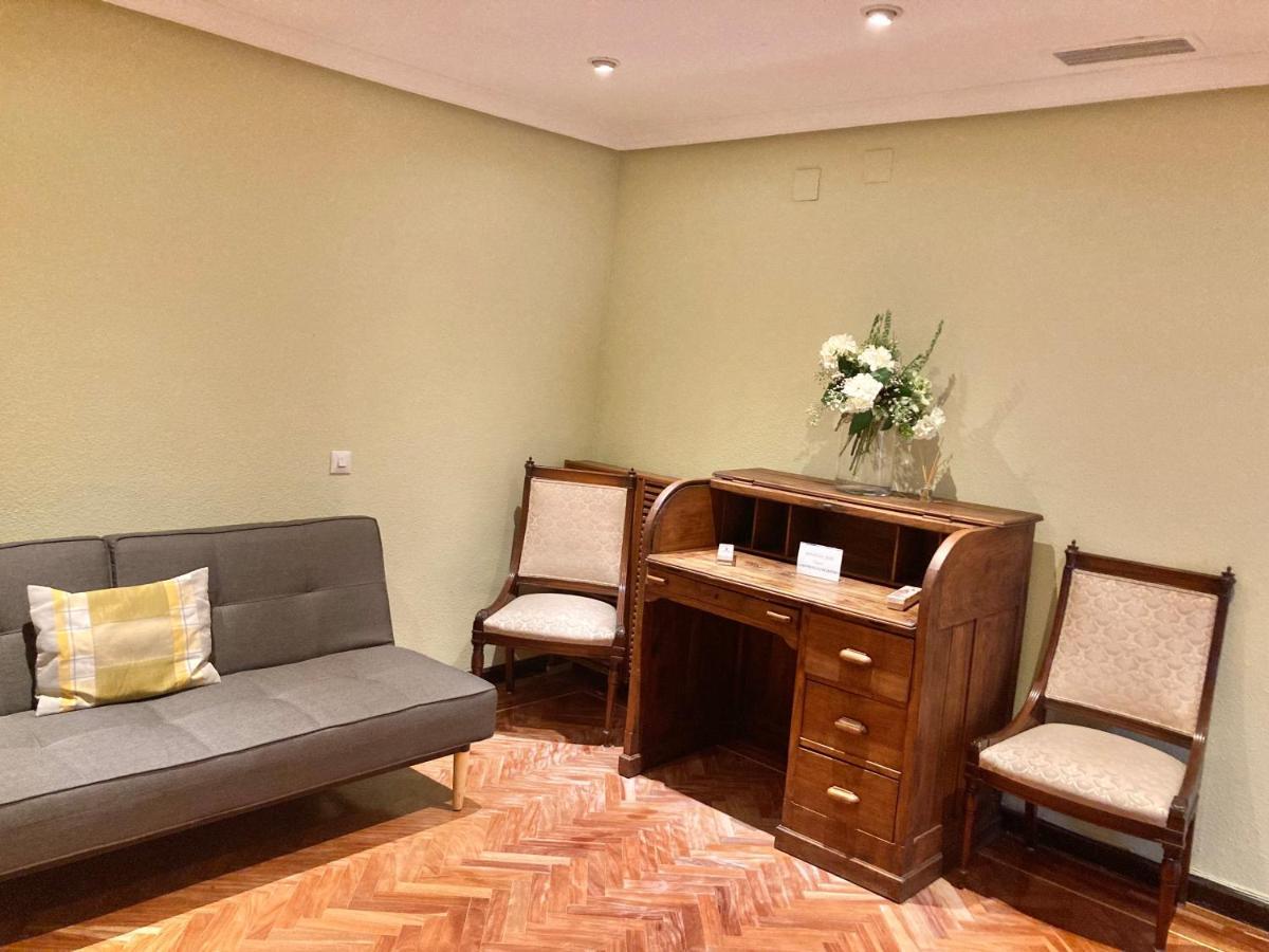 Azafranal-parking Gratis- Apartment