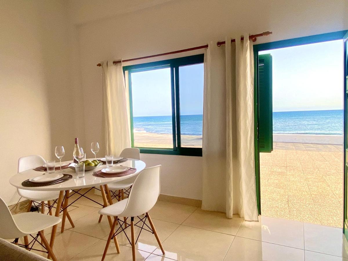 11. Arena Y Mar Apartamento Playa Honda (Lanzarote)