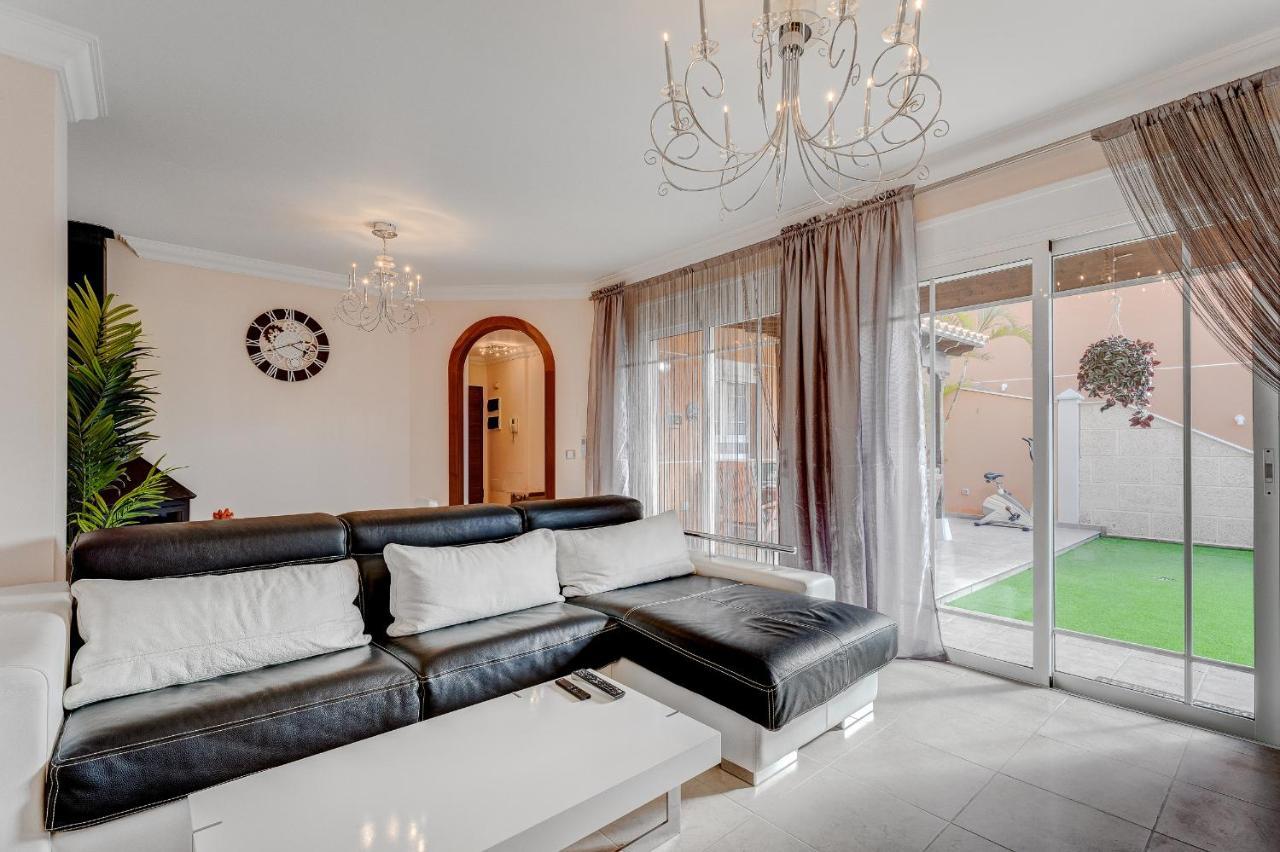 Luxury In Cristianos Villa *
