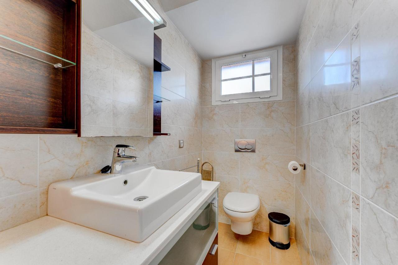 Luxury In Cristianos Villa