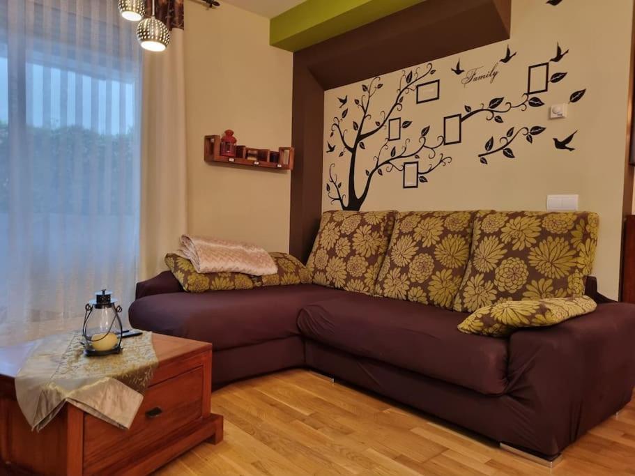 25a01 Duplex Con Jardin Y Garaje Luanco